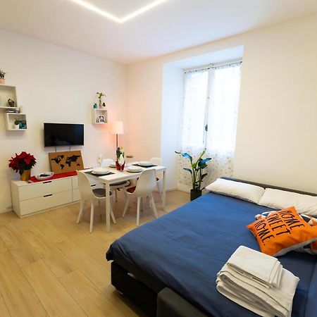Apartamento Il Giglio - Free Parking Como Exterior foto
