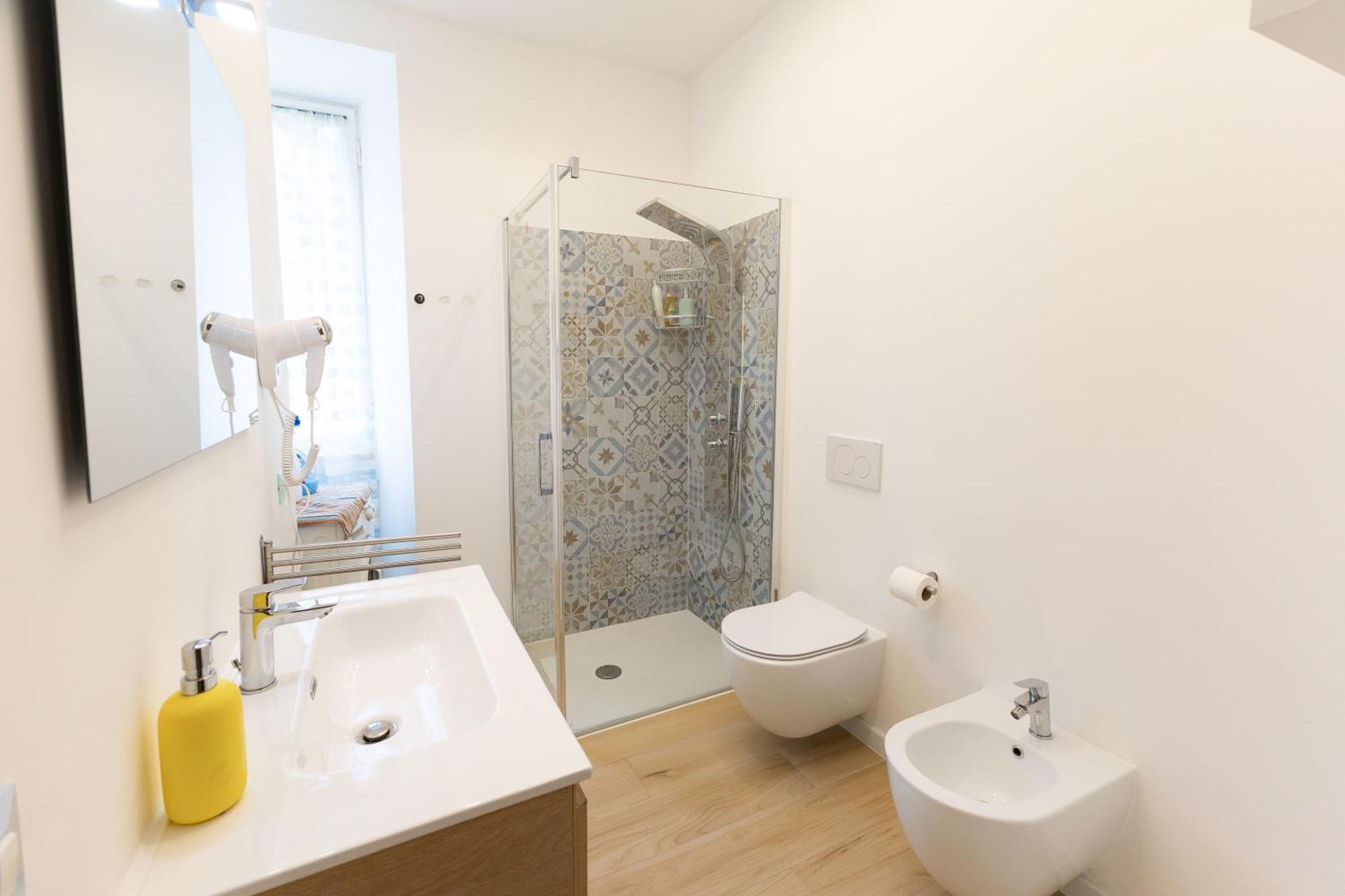 Apartamento Il Giglio - Free Parking Como Exterior foto